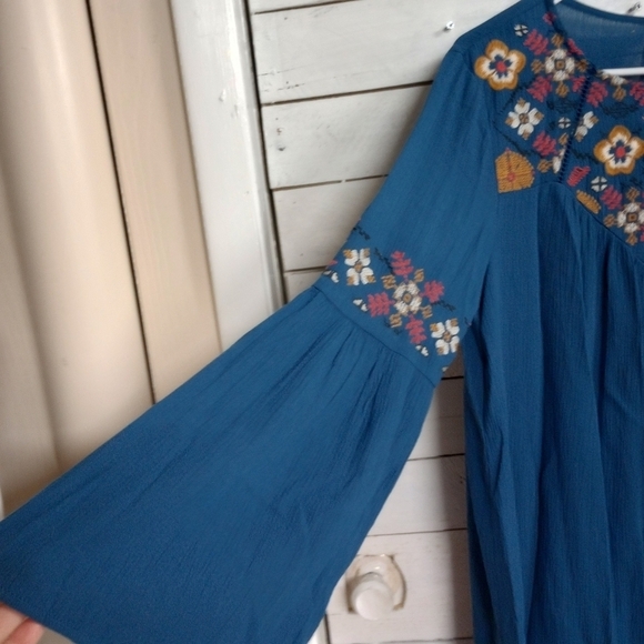 Blue Rain Francesca's Size Small Mini Dress Or Long Shirt Blue Floral Boho - Picture 8 of 12